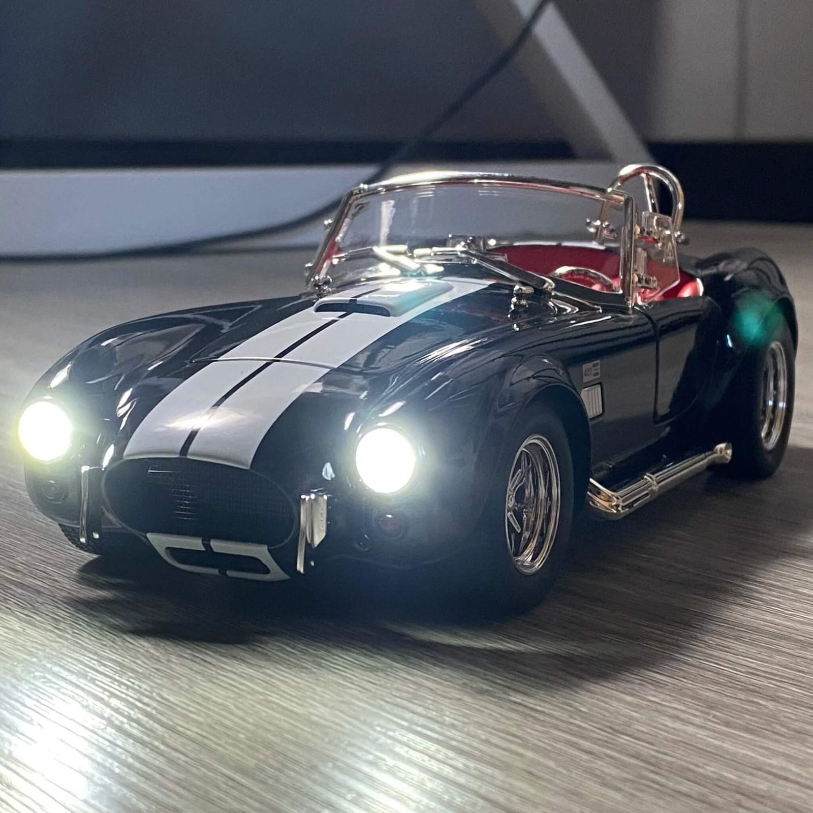 Ford Shelby Cobra 427 Roadster 1965 1:24