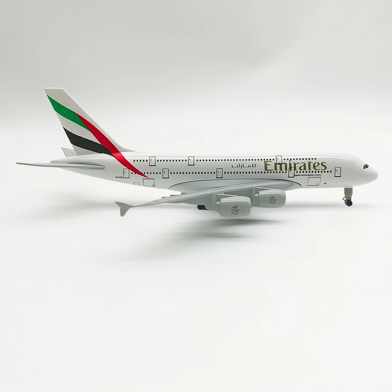Emirates Airbus A380 1:300 Diecast