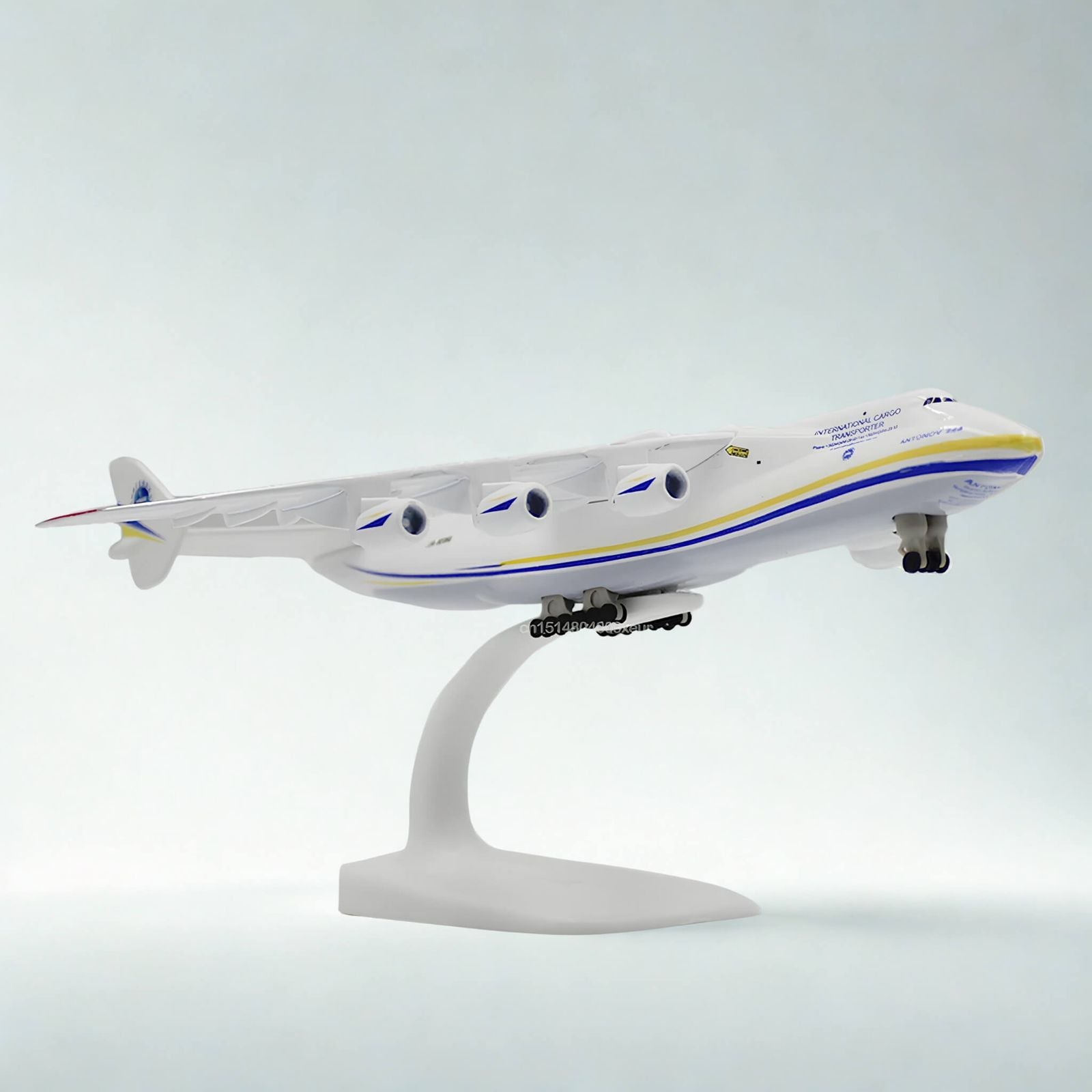 Antonov AN225 “Mriya” 1:400 Diecast