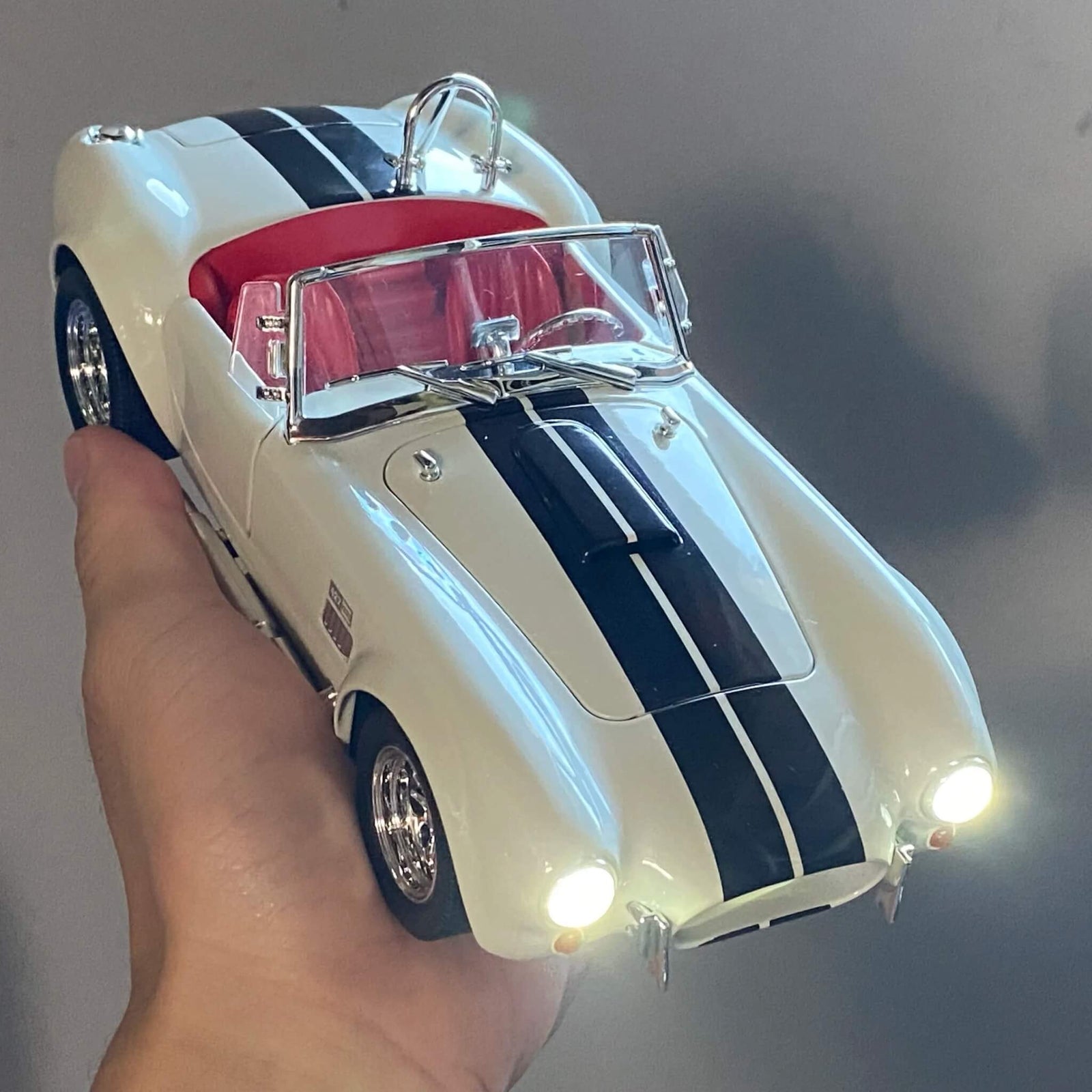 Ford Shelby Cobra 427 Roadster 1965 1:24