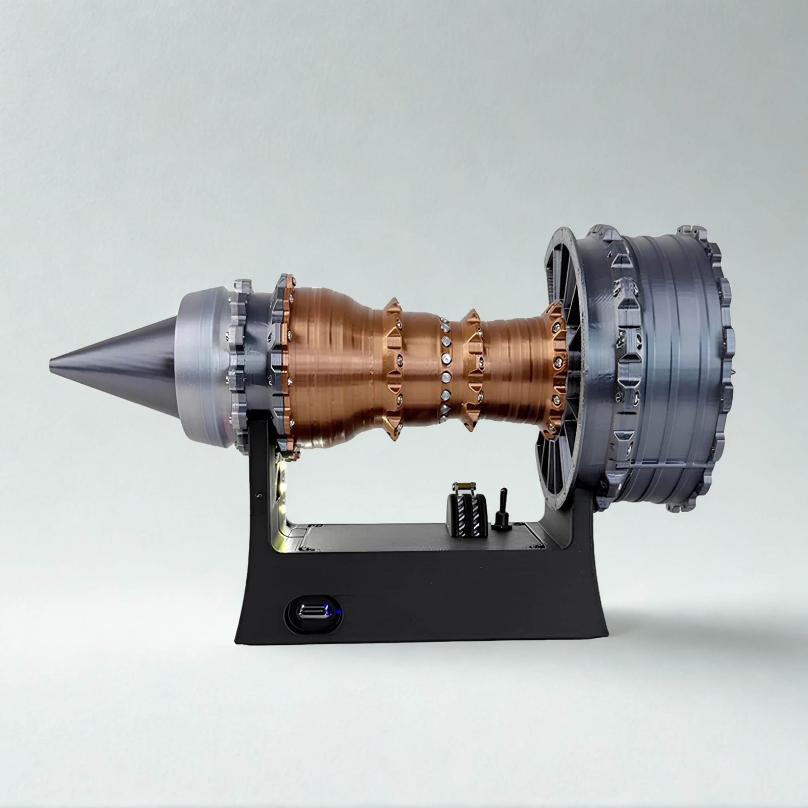 TR-900 Turbofan Engine Model 25cm 1:87